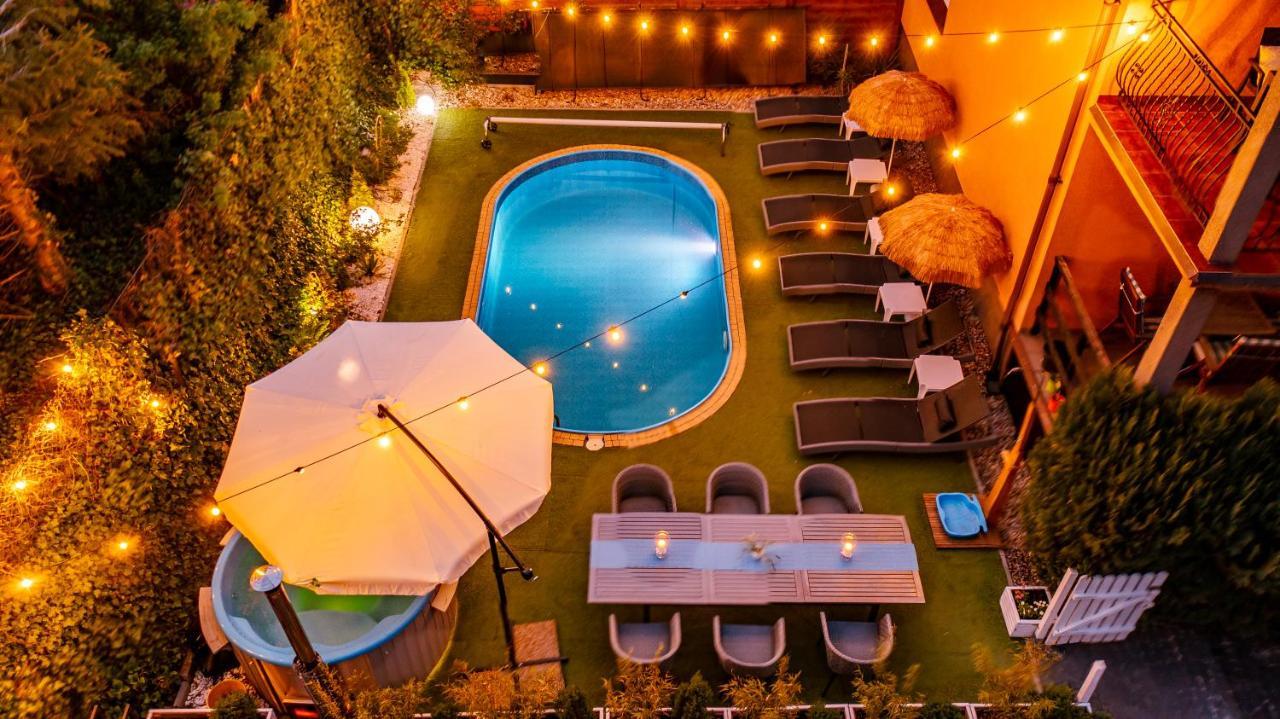 Domek Inosasino Z Basenem I Sauna Esterno foto